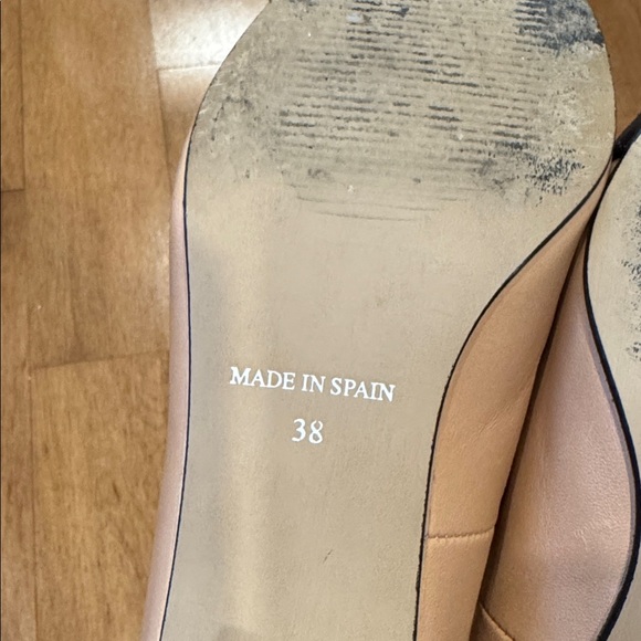 L’Intervalle Cap Toe Pumps - Picture 4 of 4